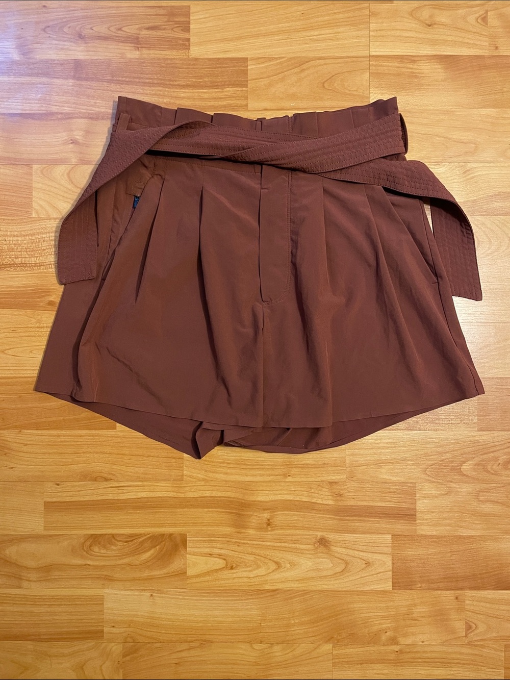 Athleta Skyline II High-Rise Belted Shorts Size 0